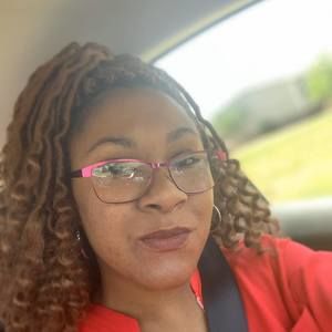 Meet your Posher, Karla